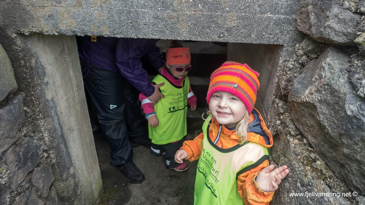Barnas fellestur April 2019 - Til bunkerene på Vedafjellet (Gjennomført)