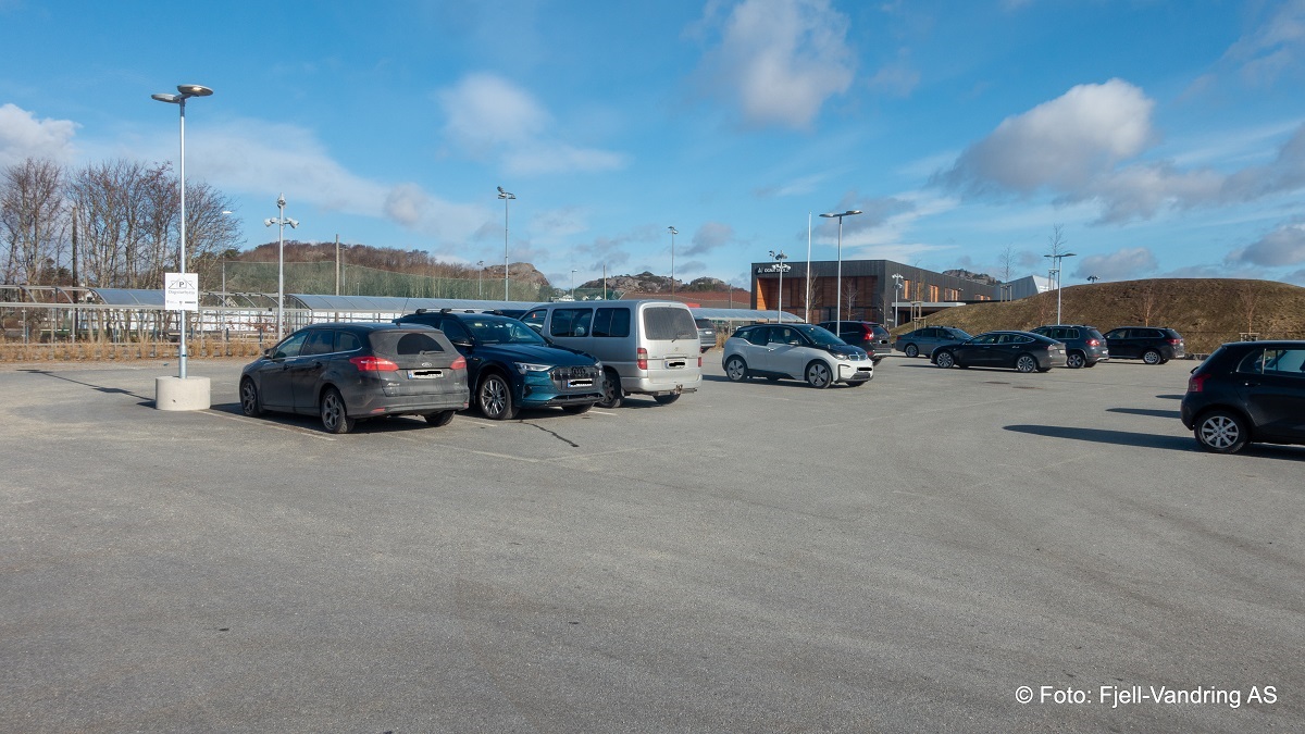 Dagsturhytta Tvitjørn - Parkering v/ Ogna skole